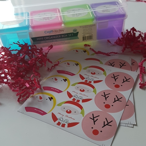 🎅🏼36 pcs NEW Merry Stickers 1.5" - Picture 5 of 6